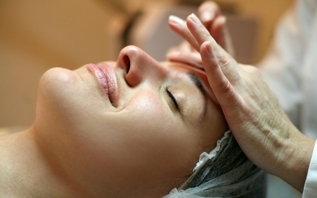 Planning a Facial During Nashville’s Holiday Season